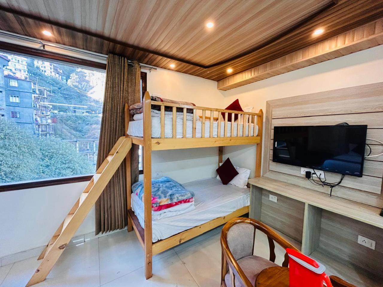 Yog Maya Regency B&B Simlá Kültér fotó