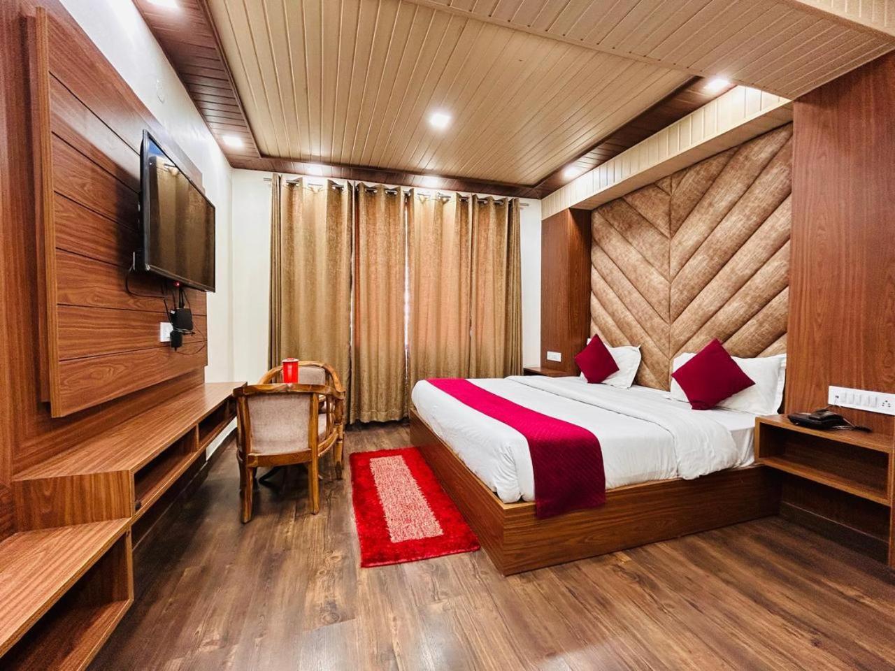 Yog Maya Regency B&B Simlá Kültér fotó