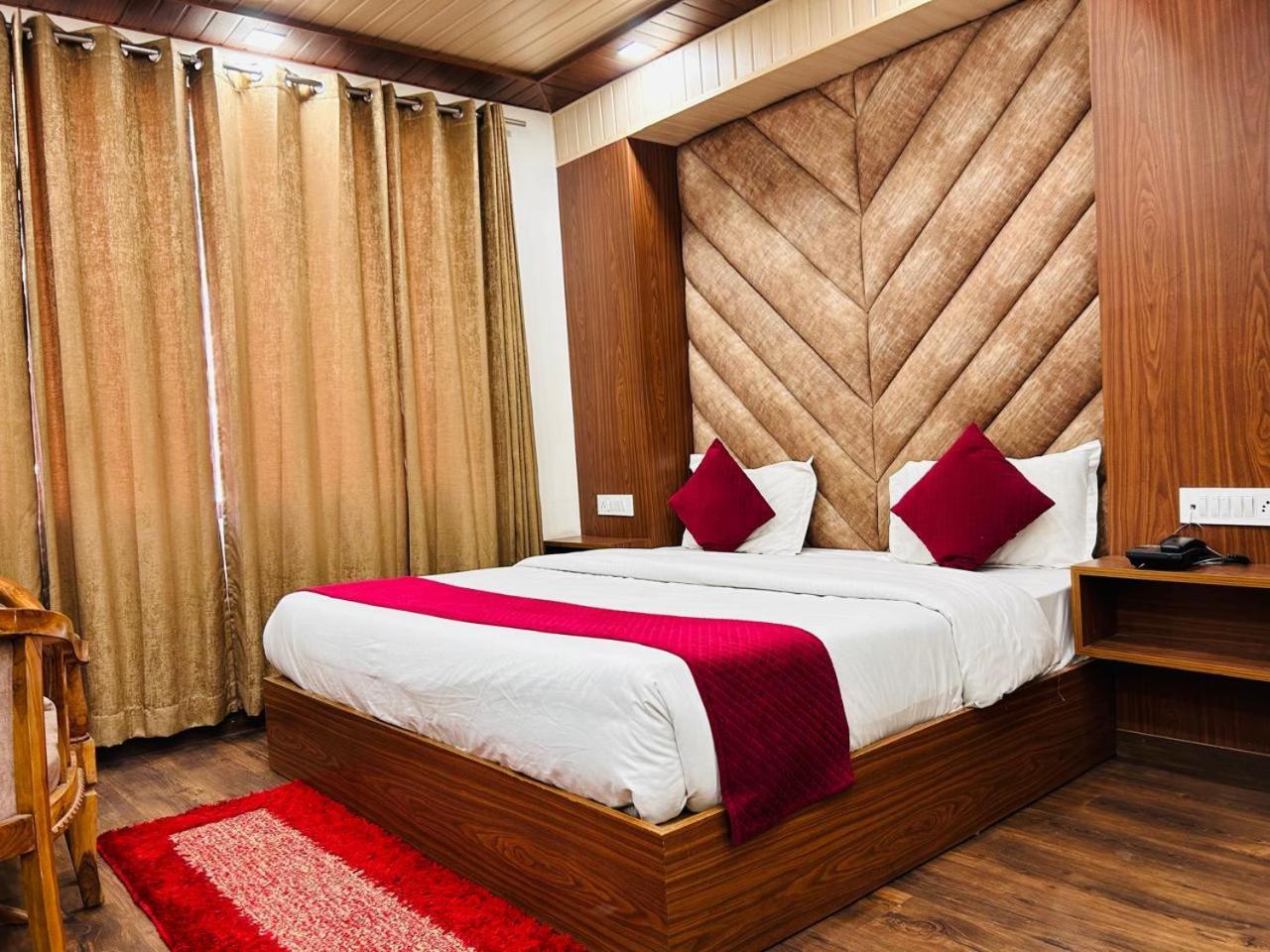 Yog Maya Regency B&B Simlá Kültér fotó