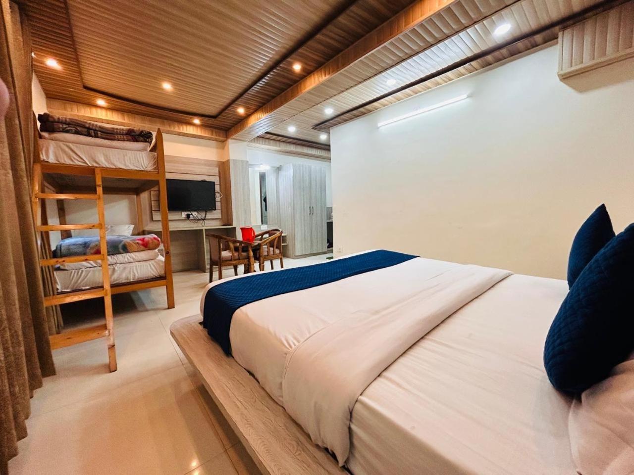Yog Maya Regency B&B Simlá Kültér fotó